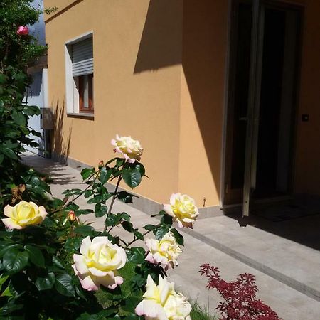 Villa Al Sole Mestre Exterior foto